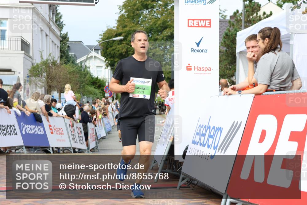 31.08.2025 - 21. Blankeneser Heldenlauf Strokosch-Dieckow http://msf.ph/oto/8655768 31.08.2025 10:59:33 Ziel 3433, 3683 meine-sportfotos.de