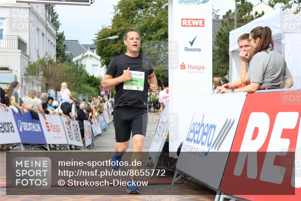 31.08.2025 - 21. Blankeneser Heldenlauf Strokosch-Dieckow http://msf.ph/oto/8655772 31.08.2025 10:59:33 Ziel 3433, 3683 meine-sportfotos.de