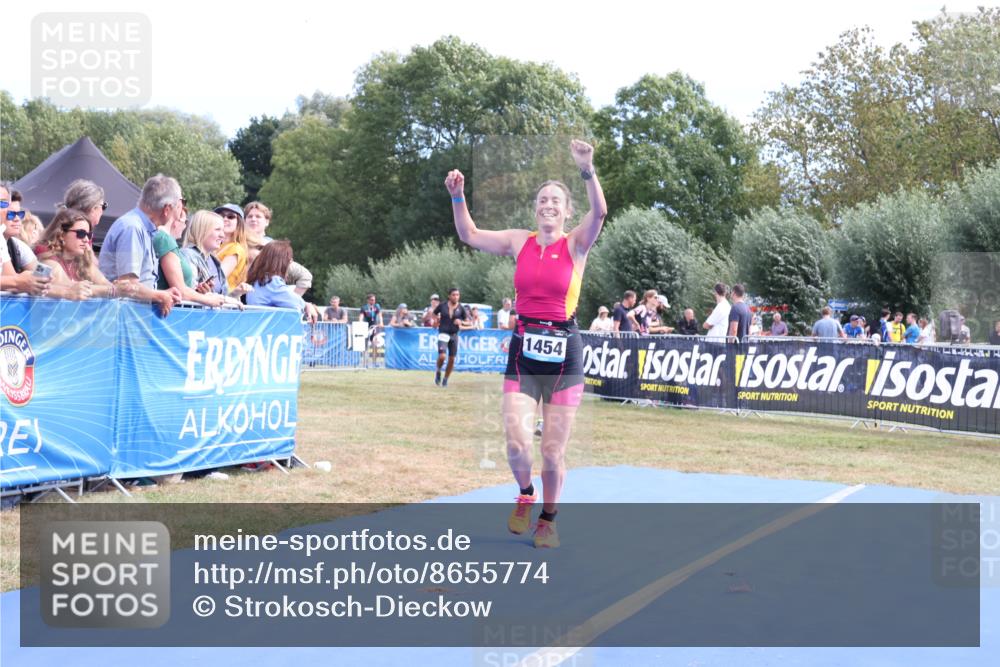 31.08.2025 - Elbe Triathlon Hamburg Strokosch-Dieckow http://msf.ph/oto/8655774 31.08.2025 11:54:28 Ziel 1311, 1454, 1580 meine-sportfotos.de