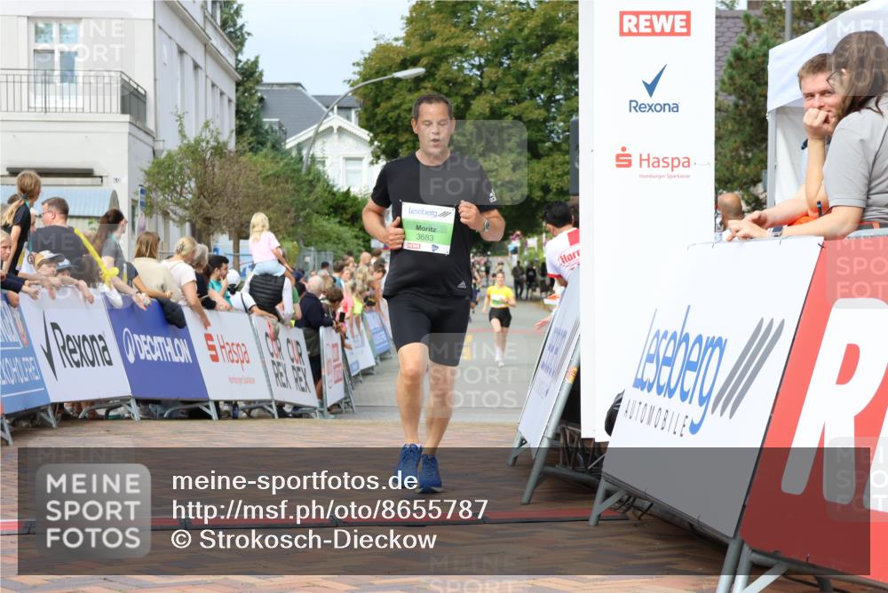31.08.2025 - 21. Blankeneser Heldenlauf Strokosch-Dieckow http://msf.ph/oto/8655787 31.08.2025 10:59:33 Ziel 3433, 3683 meine-sportfotos.de