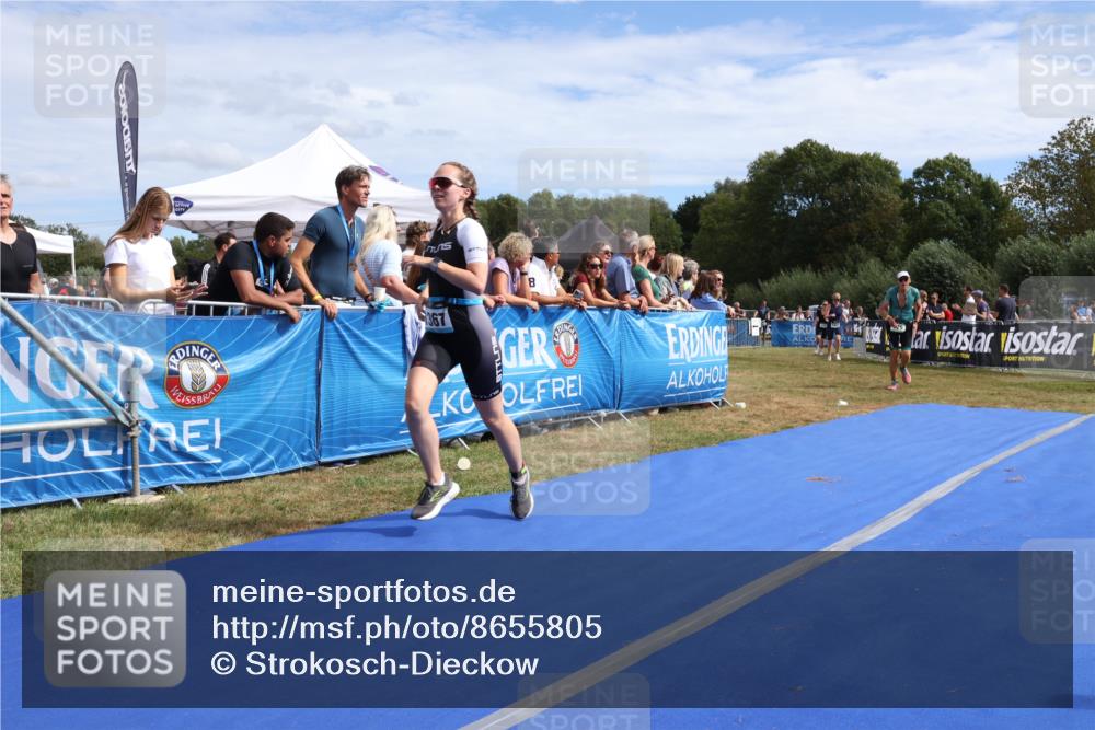 31.08.2025 - Elbe Triathlon Hamburg Strokosch-Dieckow http://msf.ph/oto/8655805 31.08.2025 11:54:52 Ziel 775, 879, 999, 1295, 1367, 1422 meine-sportfotos.de