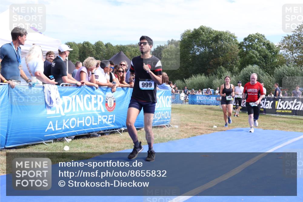 31.08.2025 - Elbe Triathlon Hamburg Strokosch-Dieckow http://msf.ph/oto/8655832 31.08.2025 11:55:01 Ziel 419, 775, 795, 879, 999, 1270, 1295, 1422 meine-sportfotos.de