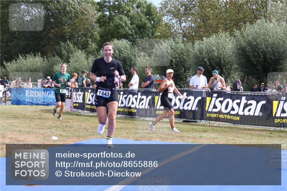 31.08.2025 - Elbe Triathlon Hamburg Strokosch-Dieckow http://msf.ph/oto/8655886 31.08.2025 11:55:34 Ziel 404, 808, 1428, 1443 meine-sportfotos.de