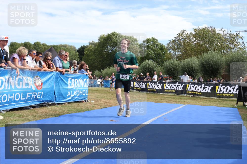 31.08.2025 - Elbe Triathlon Hamburg Strokosch-Dieckow http://msf.ph/oto/8655892 31.08.2025 11:55:38 Ziel 404, 1428, 1443, 1447 meine-sportfotos.de
