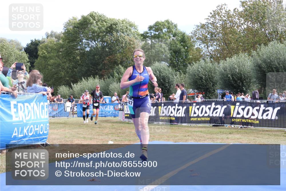 31.08.2025 - Elbe Triathlon Hamburg Strokosch-Dieckow http://msf.ph/oto/8655900 31.08.2025 11:55:43 Ziel 404, 662, 1335, 1447 meine-sportfotos.de