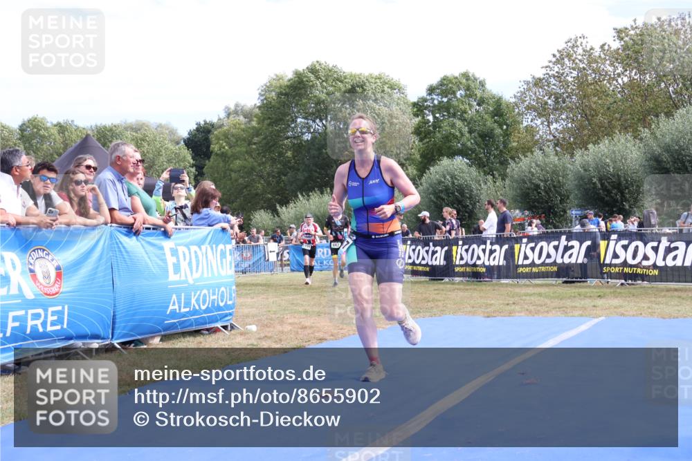 31.08.2025 - Elbe Triathlon Hamburg Strokosch-Dieckow http://msf.ph/oto/8655902 31.08.2025 11:55:43 Ziel 404, 662, 1335, 1447 meine-sportfotos.de