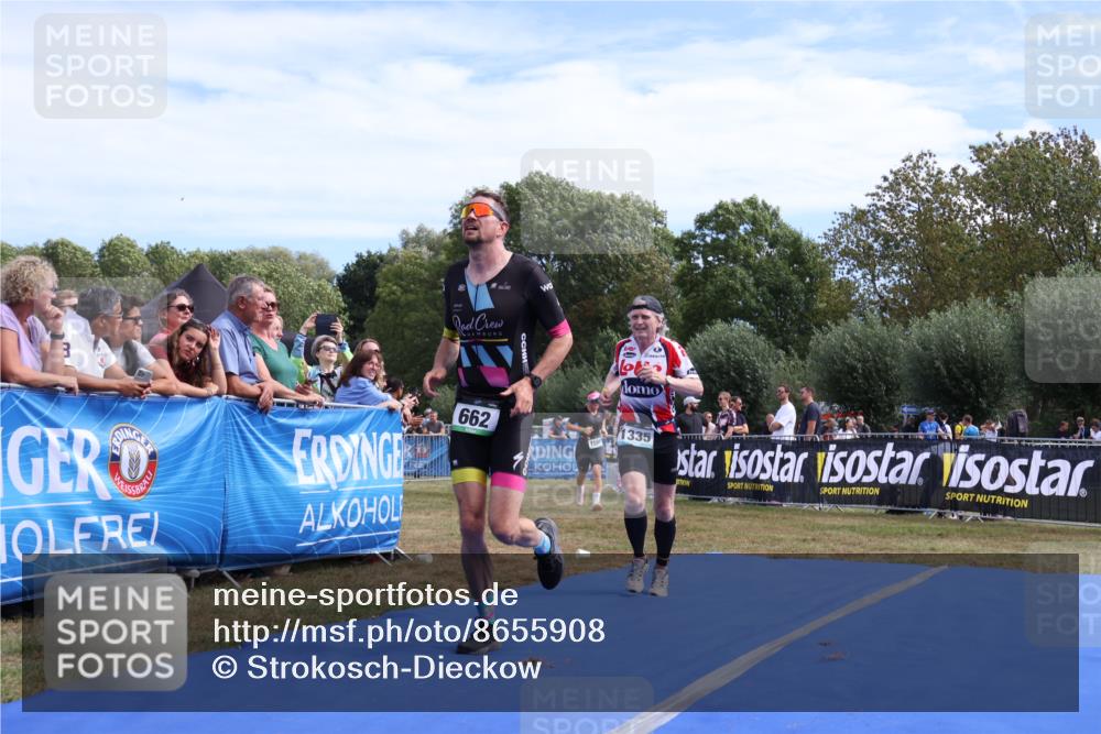31.08.2025 - Elbe Triathlon Hamburg Strokosch-Dieckow http://msf.ph/oto/8655908 31.08.2025 11:55:49 Ziel 662, 1335, 1447, 1594 meine-sportfotos.de