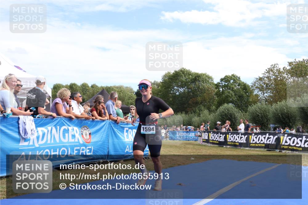 31.08.2025 - Elbe Triathlon Hamburg Strokosch-Dieckow http://msf.ph/oto/8655913 31.08.2025 11:55:53 Ziel 662, 1335, 1594 meine-sportfotos.de