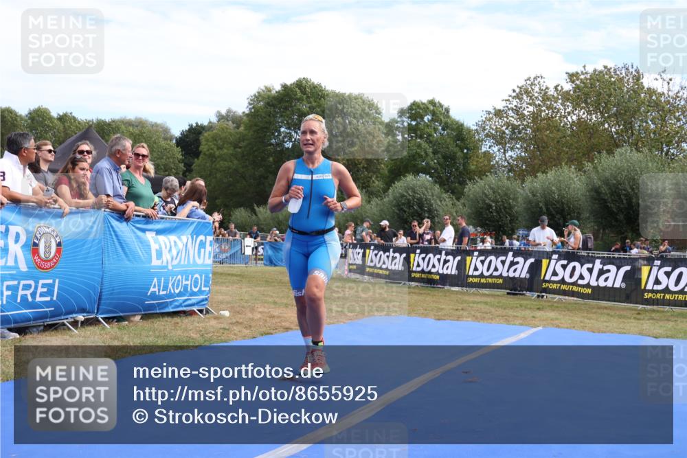 31.08.2025 - Elbe Triathlon Hamburg Strokosch-Dieckow http://msf.ph/oto/8655925 31.08.2025 11:56:13 Ziel 930, 931, 988, 1370, 1484 meine-sportfotos.de