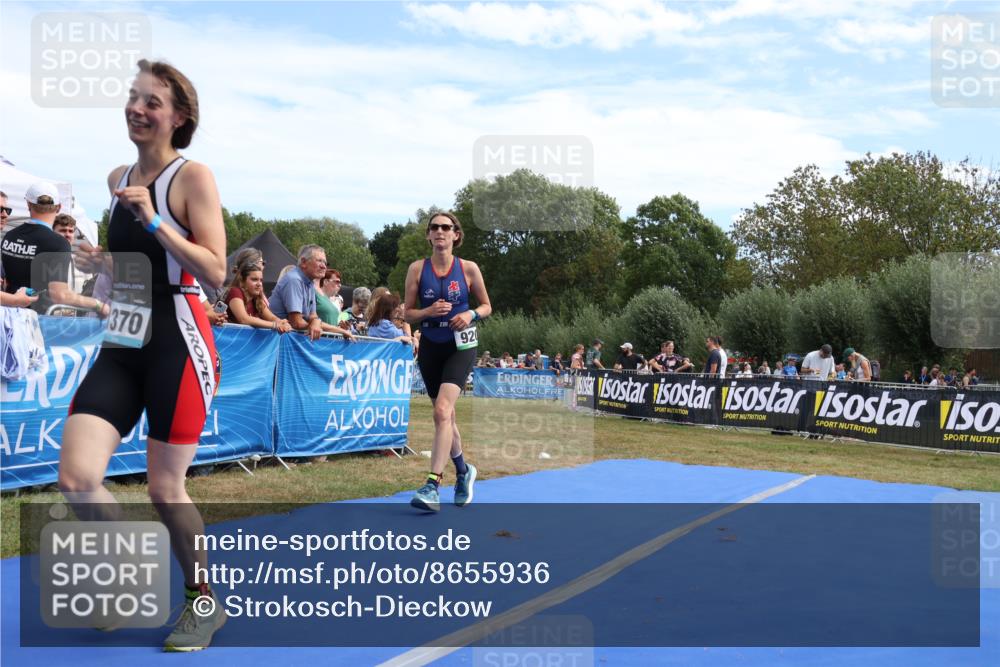 31.08.2025 - Elbe Triathlon Hamburg Strokosch-Dieckow http://msf.ph/oto/8655936 31.08.2025 11:56:22 Ziel 920, 1370 meine-sportfotos.de