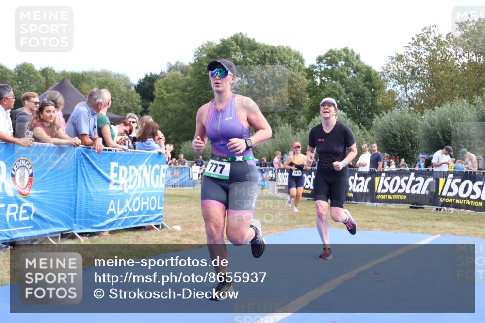 31.08.2025 - Elbe Triathlon Hamburg Strokosch-Dieckow http://msf.ph/oto/8655937 31.08.2025 11:56:39 Ziel 777, 1410, 1481, 1498 meine-sportfotos.de