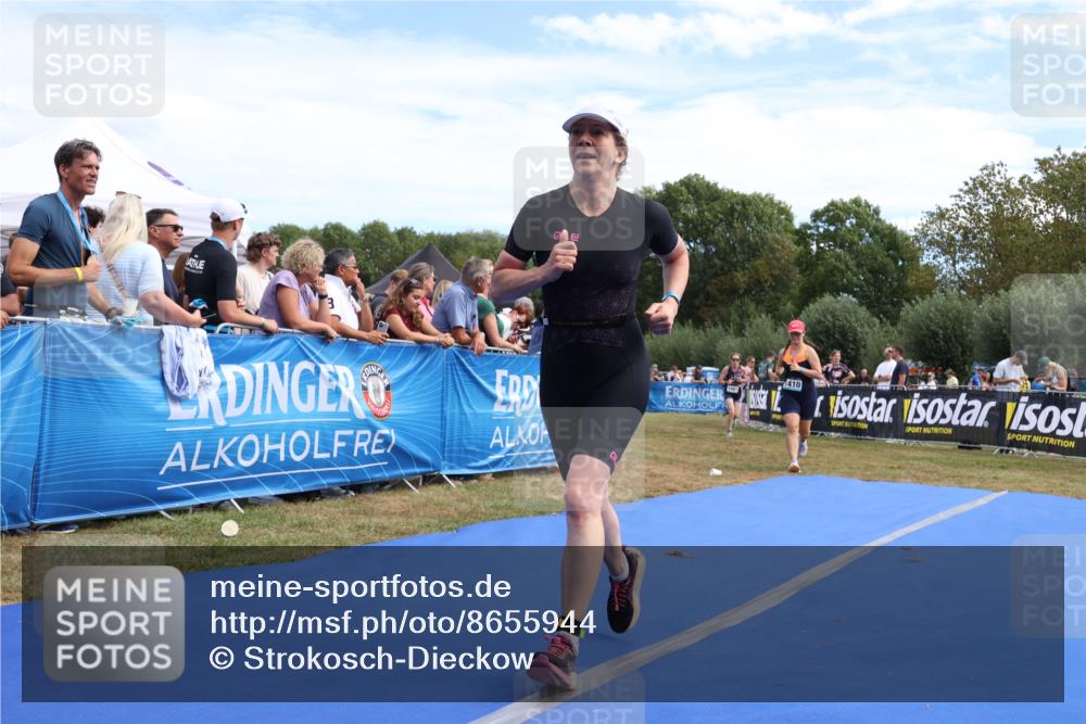 31.08.2025 - Elbe Triathlon Hamburg Strokosch-Dieckow http://msf.ph/oto/8655944 31.08.2025 11:56:40 Ziel 777, 1410, 1481, 1498 meine-sportfotos.de