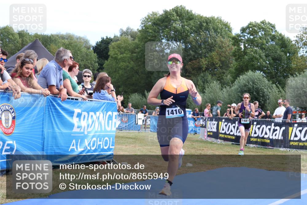31.08.2025 - Elbe Triathlon Hamburg Strokosch-Dieckow http://msf.ph/oto/8655949 31.08.2025 11:56:42 Ziel 777, 1410, 1450, 1481, 1498 meine-sportfotos.de