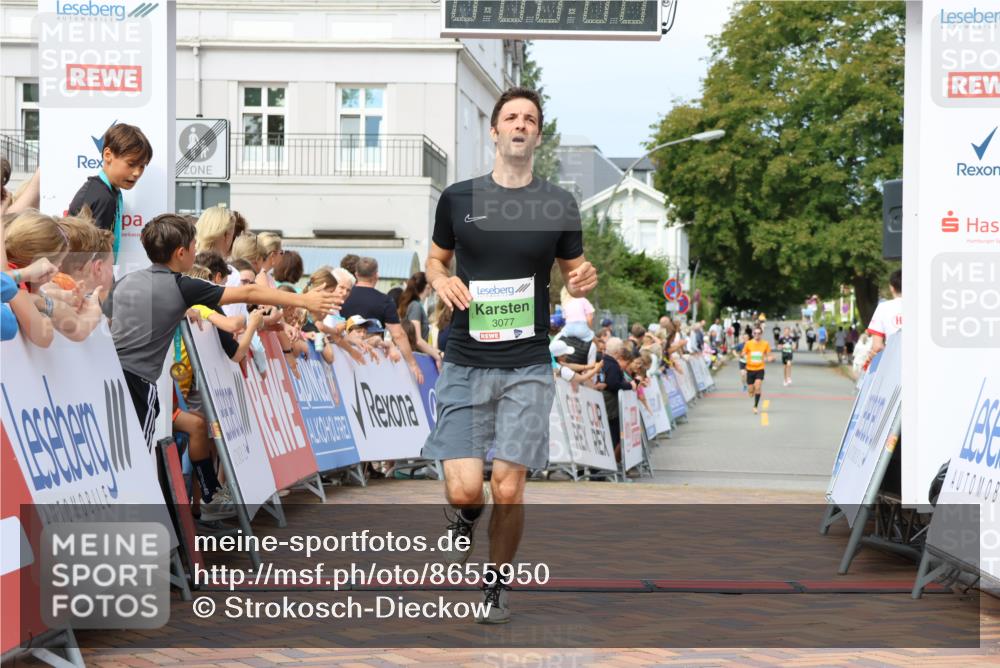 31.08.2025 - 21. Blankeneser Heldenlauf Strokosch-Dieckow http://msf.ph/oto/8655950 31.08.2025 10:58:50 Ziel 3077 meine-sportfotos.de