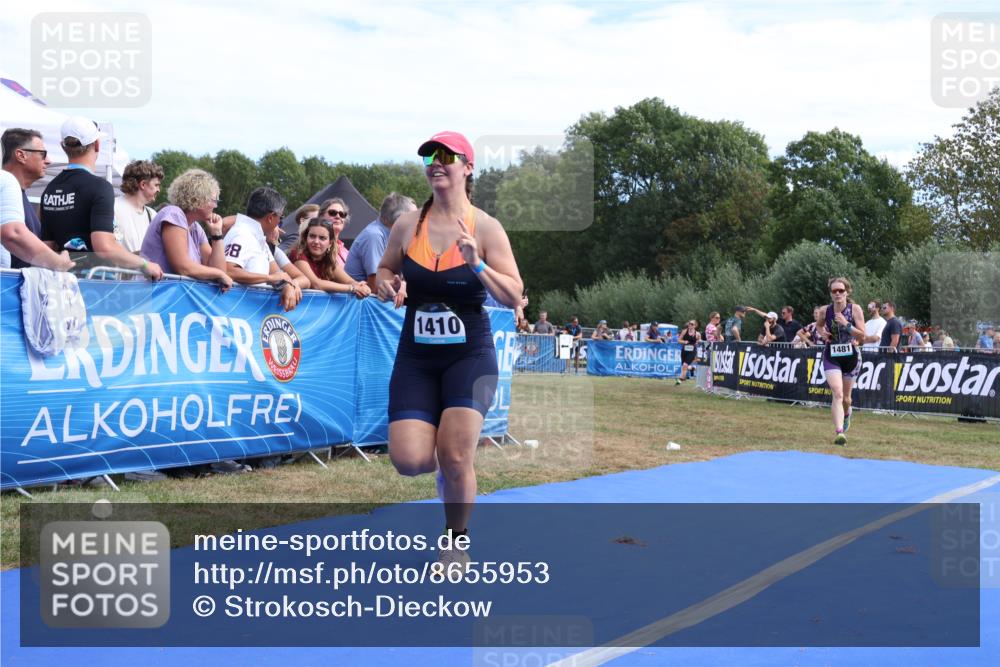 31.08.2025 - Elbe Triathlon Hamburg Strokosch-Dieckow http://msf.ph/oto/8655953 31.08.2025 11:56:43 Ziel 777, 1410, 1450, 1481, 1498 meine-sportfotos.de