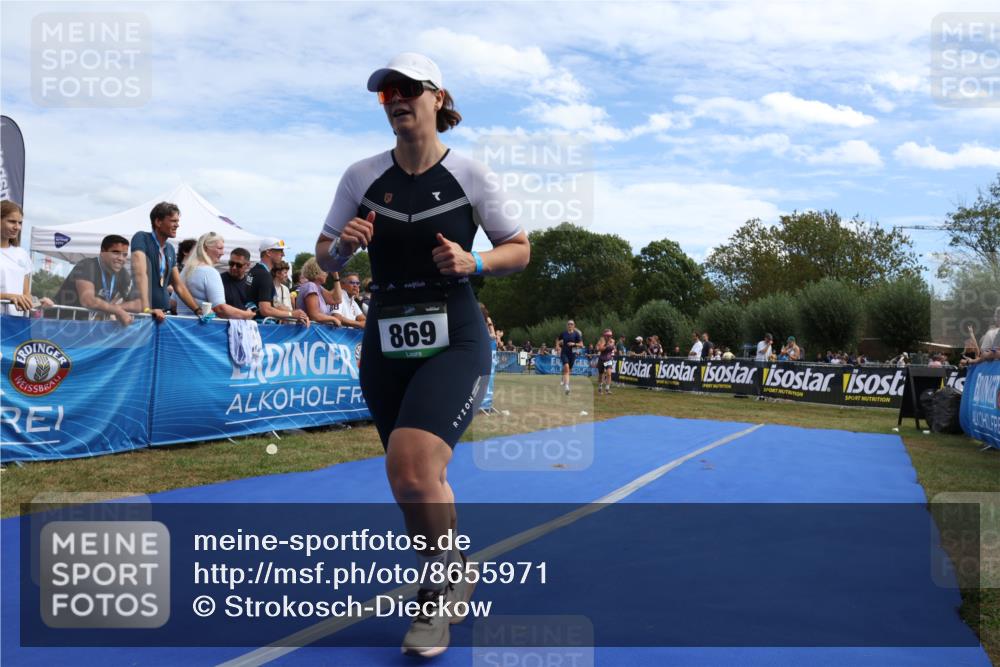 31.08.2025 - Elbe Triathlon Hamburg Strokosch-Dieckow http://msf.ph/oto/8655971 31.08.2025 11:57:01 Ziel 869, 1328, 1374, 1435, 1442 meine-sportfotos.de