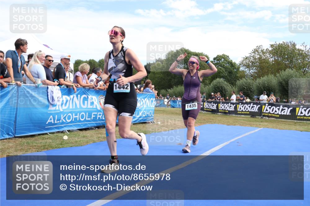 31.08.2025 - Elbe Triathlon Hamburg Strokosch-Dieckow http://msf.ph/oto/8655978 31.08.2025 11:57:07 Ziel 1374, 1435, 1442, 1448, 1462 meine-sportfotos.de