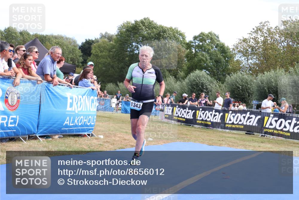 31.08.2025 - Elbe Triathlon Hamburg Strokosch-Dieckow http://msf.ph/oto/8656012 31.08.2025 11:57:25 Ziel 1343 meine-sportfotos.de