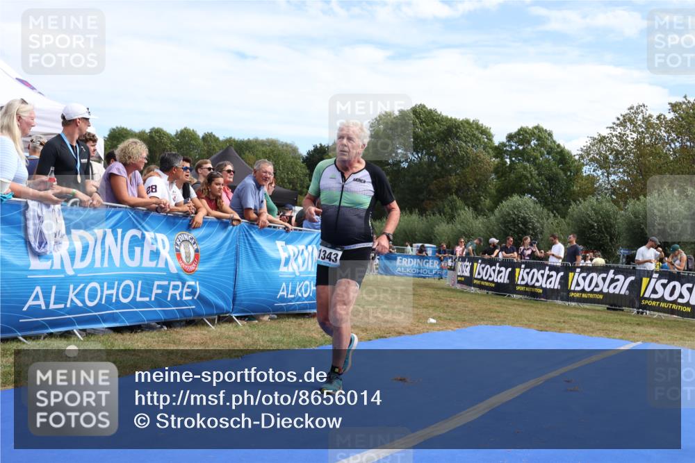 31.08.2025 - Elbe Triathlon Hamburg Strokosch-Dieckow http://msf.ph/oto/8656014 31.08.2025 11:57:26 Ziel 1343 meine-sportfotos.de