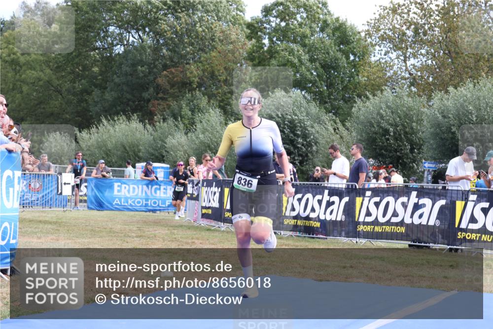 31.08.2025 - Elbe Triathlon Hamburg Strokosch-Dieckow http://msf.ph/oto/8656018 31.08.2025 11:57:35 Ziel 836, 1519 meine-sportfotos.de