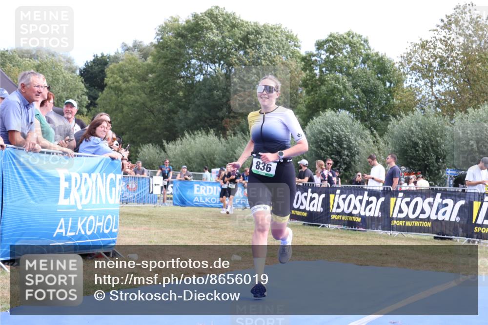 31.08.2025 - Elbe Triathlon Hamburg Strokosch-Dieckow http://msf.ph/oto/8656019 31.08.2025 11:57:35 Ziel 836, 1519 meine-sportfotos.de