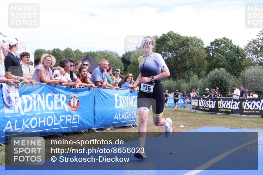 31.08.2025 - Elbe Triathlon Hamburg Strokosch-Dieckow http://msf.ph/oto/8656023 31.08.2025 11:57:36 Ziel 836, 1519 meine-sportfotos.de