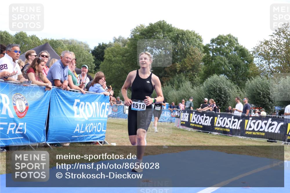 31.08.2025 - Elbe Triathlon Hamburg Strokosch-Dieckow http://msf.ph/oto/8656028 31.08.2025 11:57:44 Ziel 1519, 1534 meine-sportfotos.de