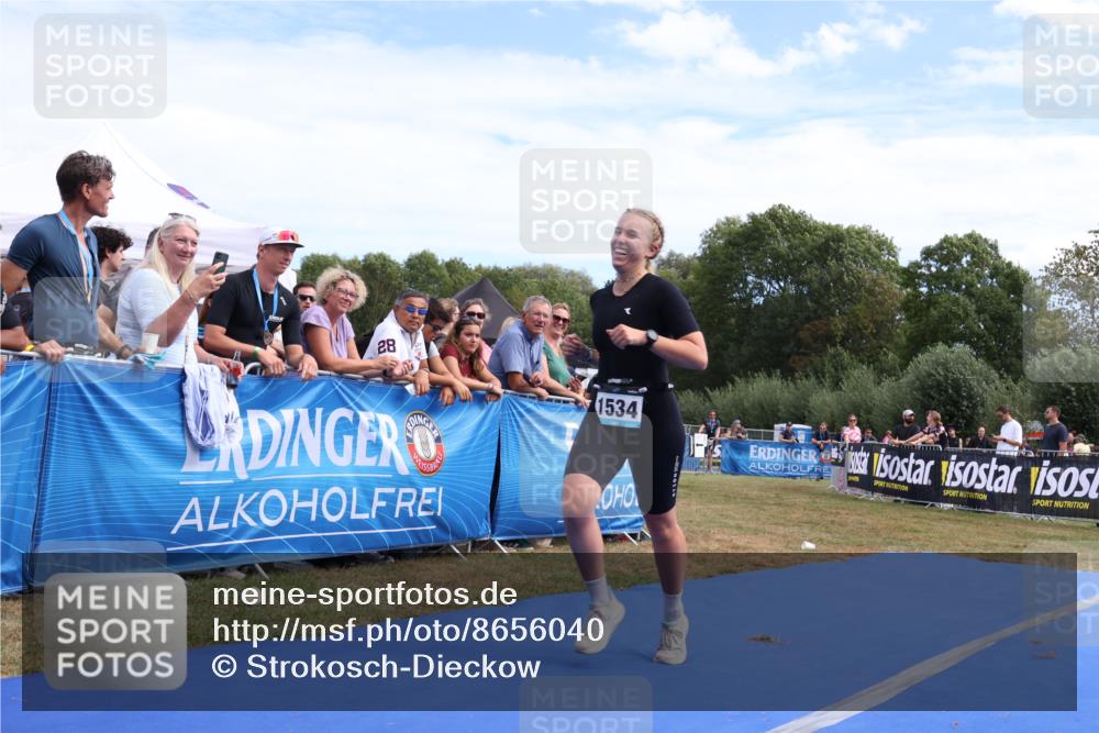 31.08.2025 - Elbe Triathlon Hamburg Strokosch-Dieckow http://msf.ph/oto/8656040 31.08.2025 11:57:49 Ziel 1519, 1534 meine-sportfotos.de