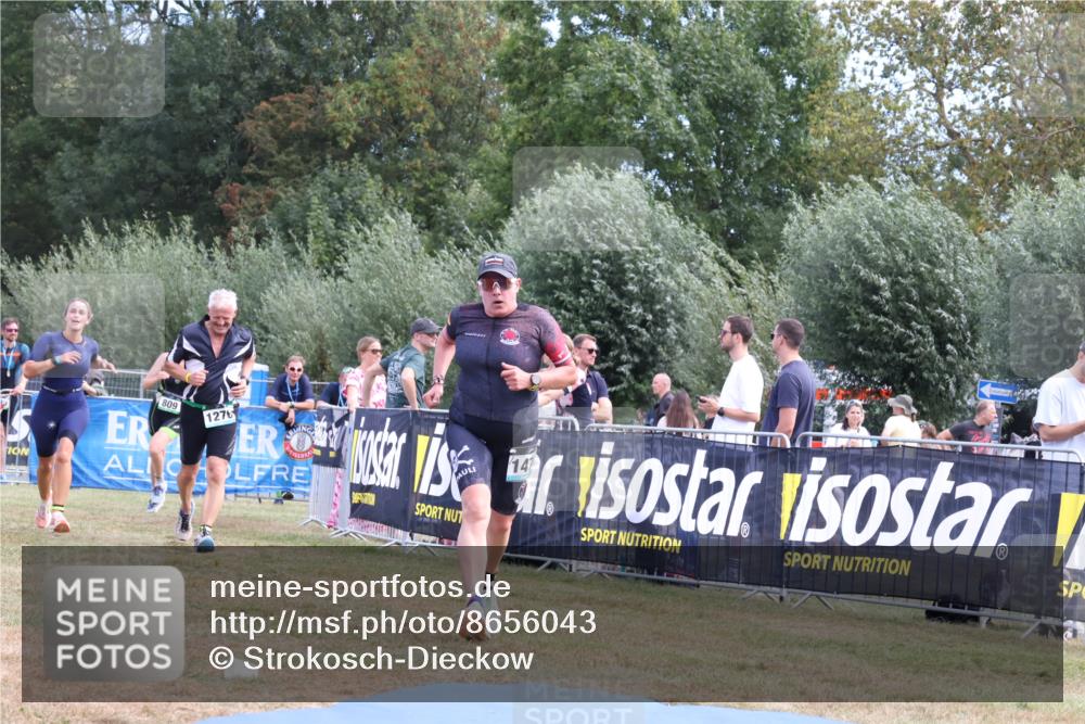 31.08.2025 - Elbe Triathlon Hamburg Strokosch-Dieckow http://msf.ph/oto/8656043 31.08.2025 11:58:00 Ziel 809, 1276, 1393, 1476 meine-sportfotos.de