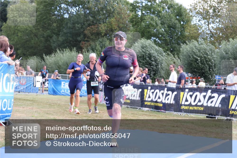 31.08.2025 - Elbe Triathlon Hamburg Strokosch-Dieckow http://msf.ph/oto/8656047 31.08.2025 11:58:01 Ziel 809, 1276, 1393, 1476 meine-sportfotos.de