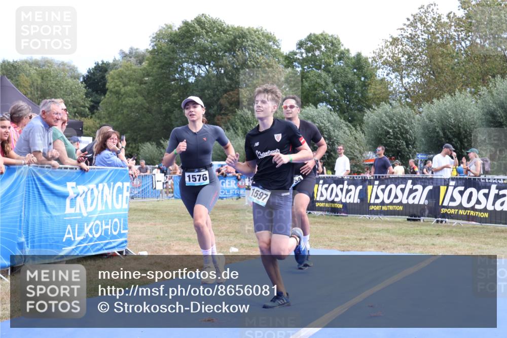 31.08.2025 - Elbe Triathlon Hamburg Strokosch-Dieckow http://msf.ph/oto/8656081 31.08.2025 11:58:30 Ziel 1154, 1404, 1576, 1597 meine-sportfotos.de