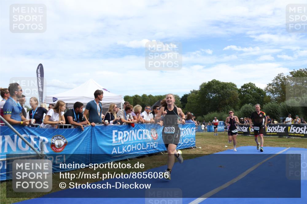 31.08.2025 - Elbe Triathlon Hamburg Strokosch-Dieckow http://msf.ph/oto/8656086 31.08.2025 11:58:43 Ziel 1316, 1333, 1346, 1392 meine-sportfotos.de