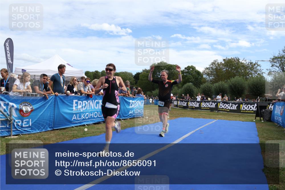 31.08.2025 - Elbe Triathlon Hamburg Strokosch-Dieckow http://msf.ph/oto/8656091 31.08.2025 11:58:45 Ziel 1316, 1333, 1346, 1392 meine-sportfotos.de