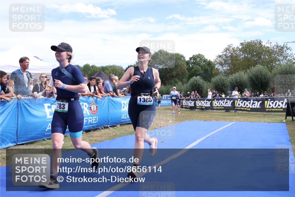 31.08.2025 - Elbe Triathlon Hamburg Strokosch-Dieckow http://msf.ph/oto/8656114 31.08.2025 11:58:55 Ziel 783, 1333, 1361, 1366, 1408, 1433 meine-sportfotos.de