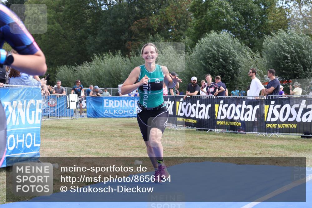 31.08.2025 - Elbe Triathlon Hamburg Strokosch-Dieckow http://msf.ph/oto/8656134 31.08.2025 11:59:01 Ziel 1361, 1408, 1433 meine-sportfotos.de