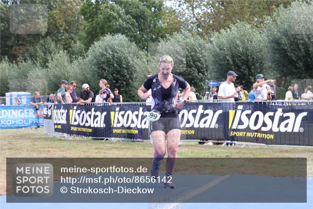 31.08.2025 - Elbe Triathlon Hamburg Strokosch-Dieckow http://msf.ph/oto/8656142 31.08.2025 11:59:16 Ziel 749, 899 meine-sportfotos.de
