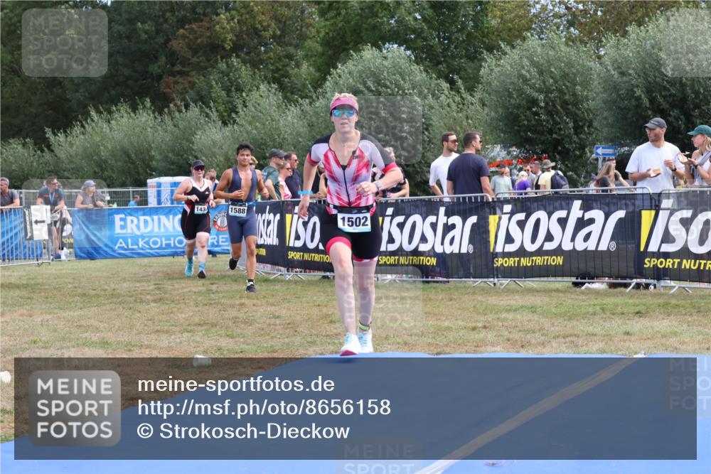 31.08.2025 - Elbe Triathlon Hamburg Strokosch-Dieckow http://msf.ph/oto/8656158 31.08.2025 11:59:35 Ziel 876, 1430, 1502, 1588 meine-sportfotos.de
