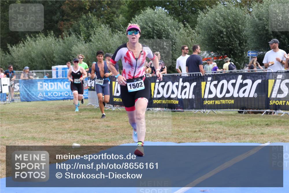 31.08.2025 - Elbe Triathlon Hamburg Strokosch-Dieckow http://msf.ph/oto/8656161 31.08.2025 11:59:36 Ziel 876, 1430, 1502, 1588 meine-sportfotos.de