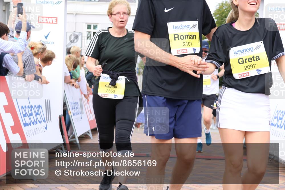 31.08.2025 - 21. Blankeneser Heldenlauf Strokosch-Dieckow http://msf.ph/oto/8656169 31.08.2025 10:31:30 Ziel 2664, 2740, 2406, 2776, 2097, 2101, 2653, 2274 meine-sportfotos.de