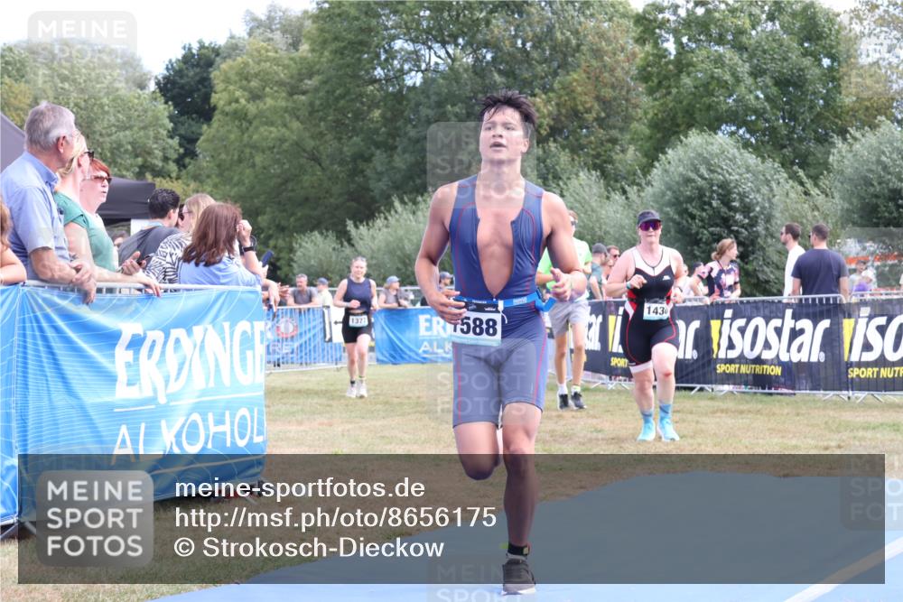 31.08.2025 - Elbe Triathlon Hamburg Strokosch-Dieckow http://msf.ph/oto/8656175 31.08.2025 11:59:40 Ziel 1377, 1430, 1502, 1588 meine-sportfotos.de