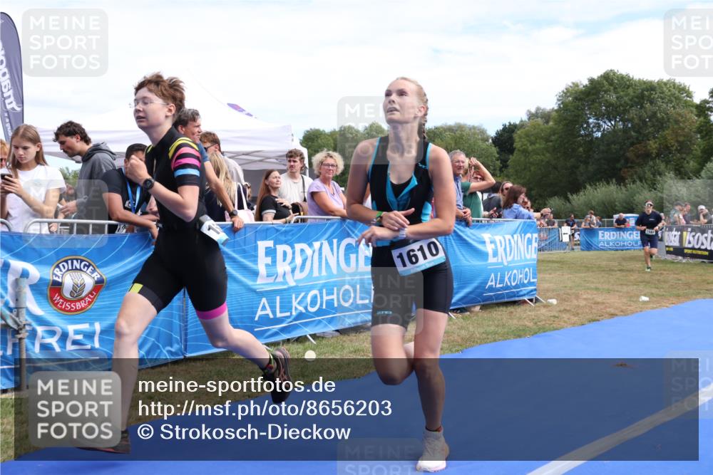 31.08.2025 - Elbe Triathlon Hamburg Strokosch-Dieckow http://msf.ph/oto/8656203 31.08.2025 11:59:53 Ziel 1407, 1530, 1584, 1610 meine-sportfotos.de