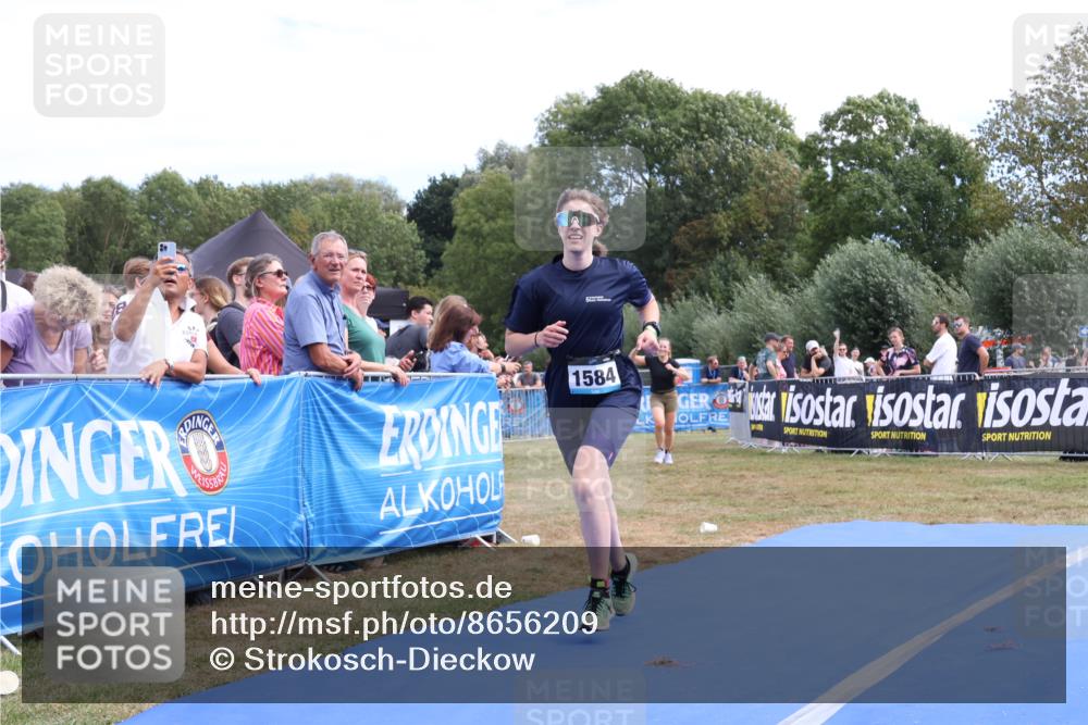 31.08.2025 - Elbe Triathlon Hamburg Strokosch-Dieckow http://msf.ph/oto/8656209 31.08.2025 11:59:56 Ziel 1407, 1530, 1584, 1610 meine-sportfotos.de