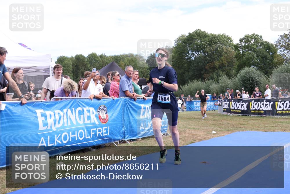 31.08.2025 - Elbe Triathlon Hamburg Strokosch-Dieckow http://msf.ph/oto/8656211 31.08.2025 11:59:57 Ziel 1407, 1530, 1584, 1610 meine-sportfotos.de