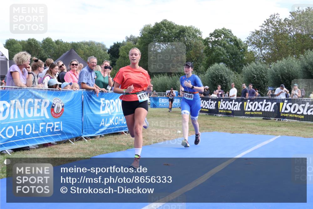 31.08.2025 - Elbe Triathlon Hamburg Strokosch-Dieckow http://msf.ph/oto/8656333 31.08.2025 12:01:13 Ziel 1395, 1409, 1516 meine-sportfotos.de