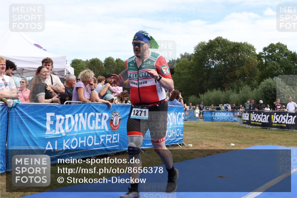 31.08.2025 - Elbe Triathlon Hamburg Strokosch-Dieckow http://msf.ph/oto/8656378 31.08.2025 12:02:13 Ziel 1271 meine-sportfotos.de