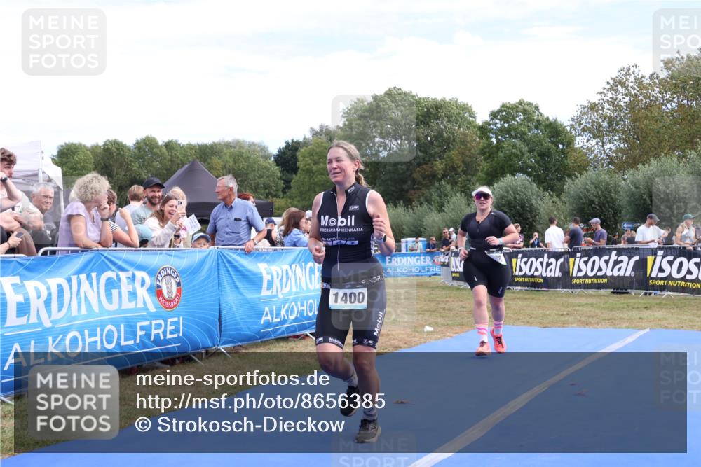 31.08.2025 - Elbe Triathlon Hamburg Strokosch-Dieckow http://msf.ph/oto/8656385 31.08.2025 12:02:42 Ziel 878, 1400 meine-sportfotos.de