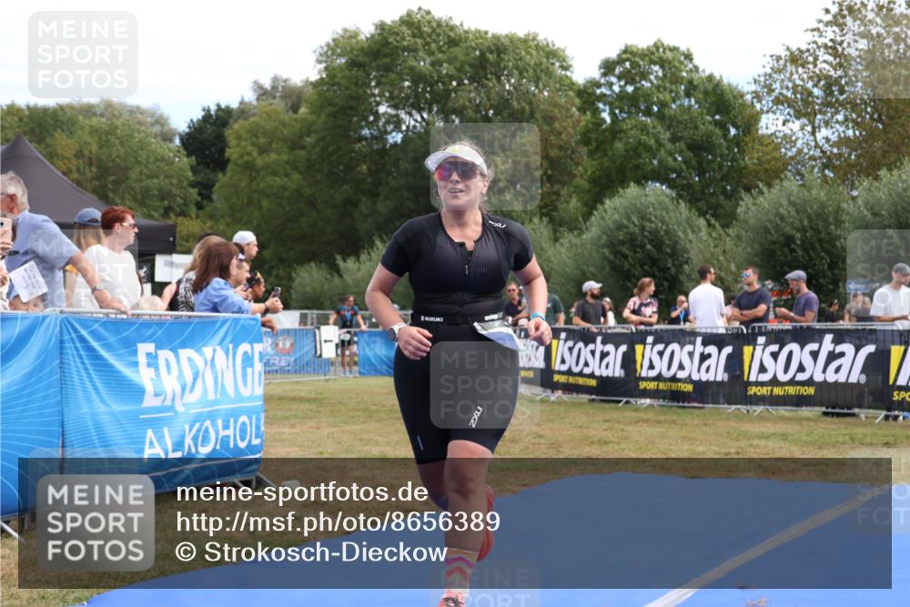 31.08.2025 - Elbe Triathlon Hamburg Strokosch-Dieckow http://msf.ph/oto/8656389 31.08.2025 12:02:43 Ziel 878, 1400 meine-sportfotos.de
