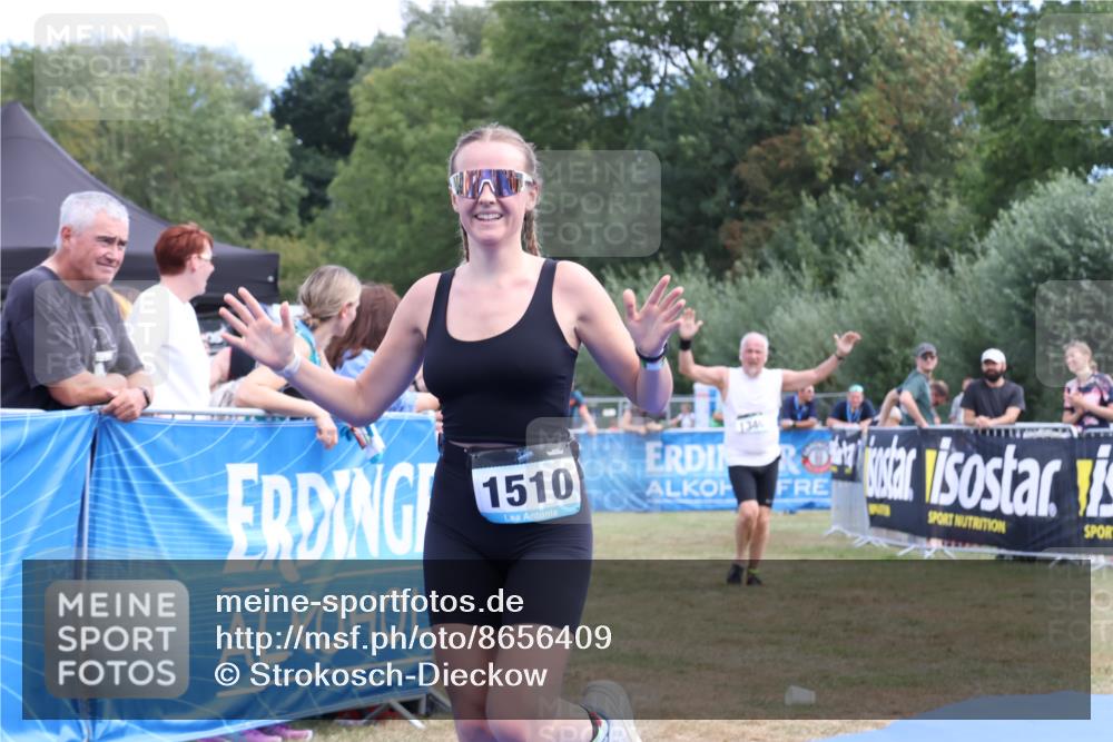 31.08.2025 - Elbe Triathlon Hamburg Strokosch-Dieckow http://msf.ph/oto/8656409 31.08.2025 12:03:09 Ziel 1510 meine-sportfotos.de