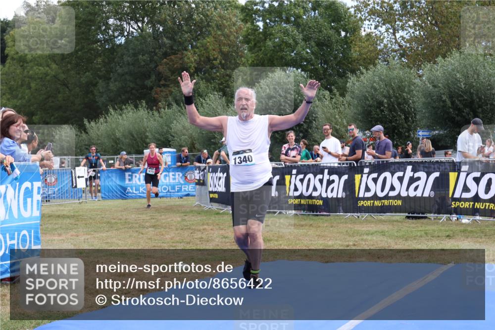 31.08.2025 - Elbe Triathlon Hamburg Strokosch-Dieckow http://msf.ph/oto/8656422 31.08.2025 12:03:15 Ziel 1340, 1475, 1590 meine-sportfotos.de