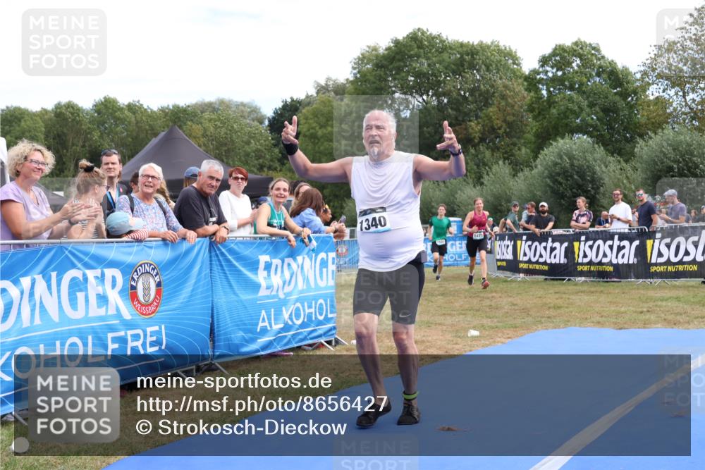 31.08.2025 - Elbe Triathlon Hamburg Strokosch-Dieckow http://msf.ph/oto/8656427 31.08.2025 12:03:18 Ziel 1340, 1475, 1590 meine-sportfotos.de